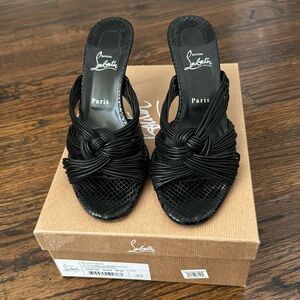 Christian Louboutin MULTITASKI 70 Woven Leather Mules Sandals Heels